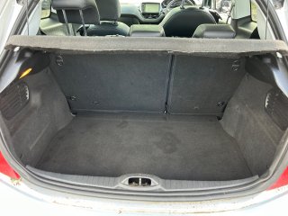/photos/12352/c297e0a2-0676-ba13-9f5f-e5b674e433f8_i320x240.jpg